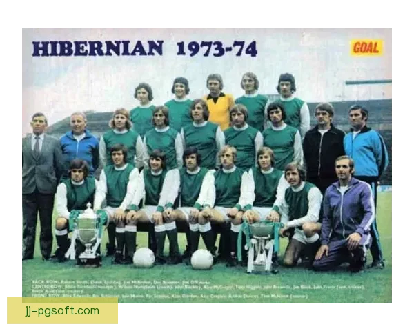 圣埃蒂安蛰伏两年终圆梦重返法甲绿军复兴能否再现昔日荣光与球迷