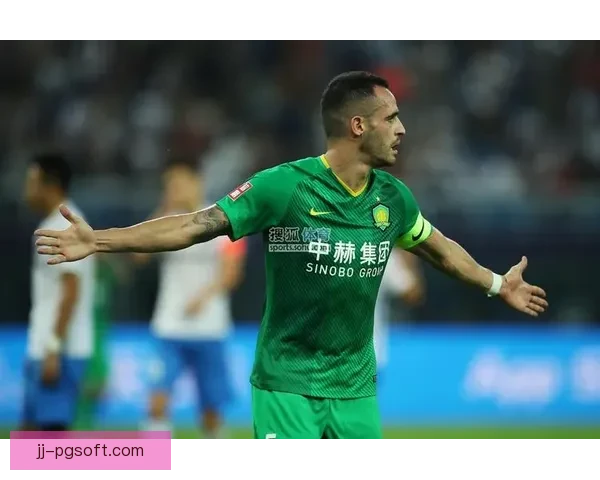 范德松法甲客场精彩推射首开纪录引领球队取得领先